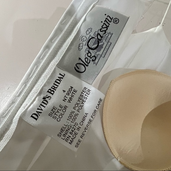 Oleg Cassini Spaghetti Strap Tulle Ball Gown Wedding Dress with Corset Size 4 - Picture 11 of 13